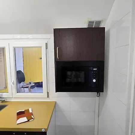 Luxorange Apartment